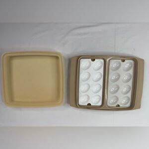 Vintage Tupperware Deviled Egg Keeper Tray, 4 Piece Carrier Holds 16 Item 723-2